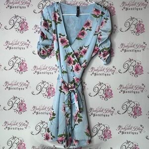 Design lab dress baby blue flowers Floral Wrap Dress with Puff Sleeves